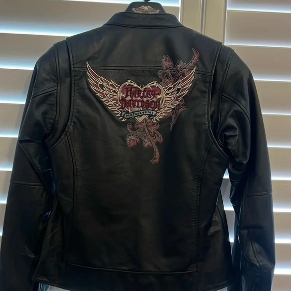 Harley Davidson women’s black leather embroidered jacket size XS - Picture 10 of 10